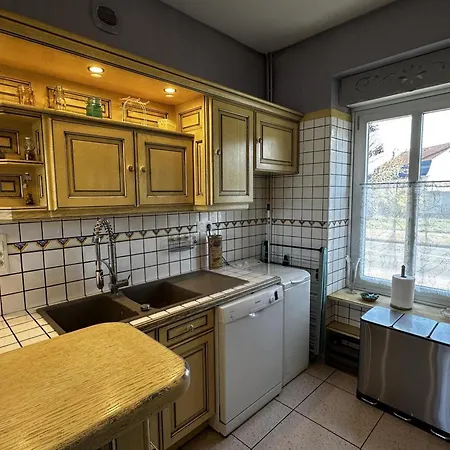 Maison Urbaine, Climatisation, Animaux Ok - 6 Pers. - Fr-1-489-631 *