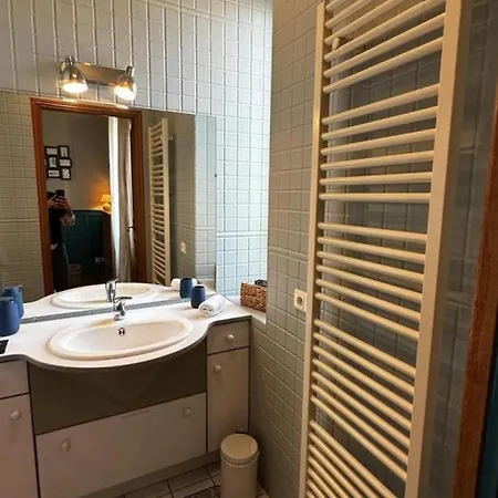 Maison Urbaine, Climatisation, Animaux Ok - 6 Pers. - Fr-1-489-631 *